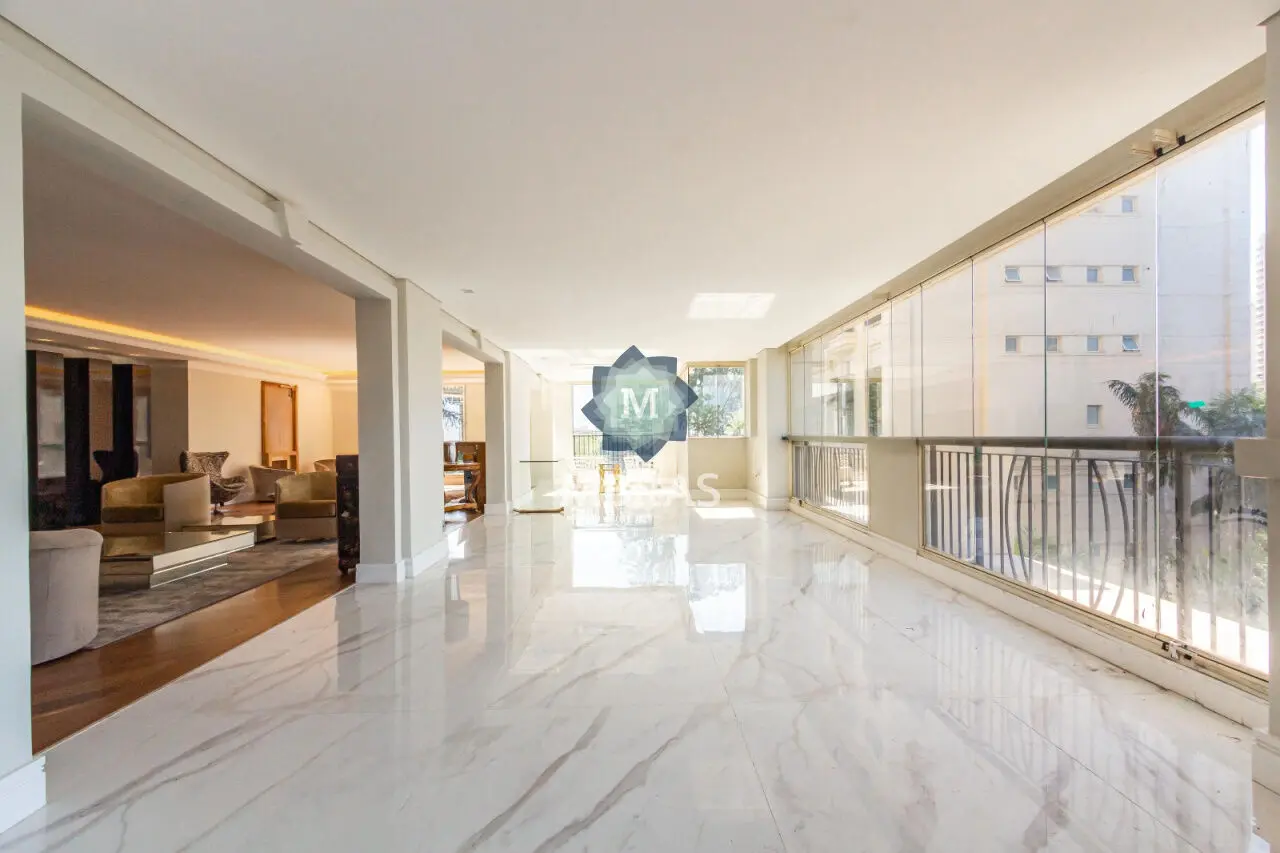 Belíssimo Apartamento Debruçado no Parque Burle Marx - foto 0