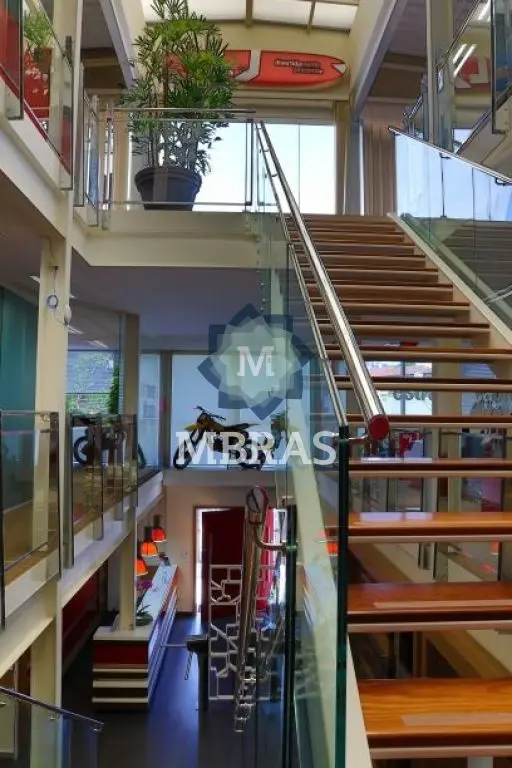 Prédio Comercial Diferenciado! - foto 0