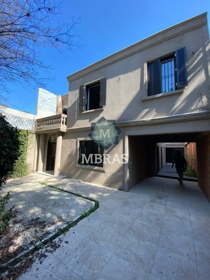 Casa no Jardim Europa - 420m² - 4 Dormitórios - 3 Vagas - foto 0