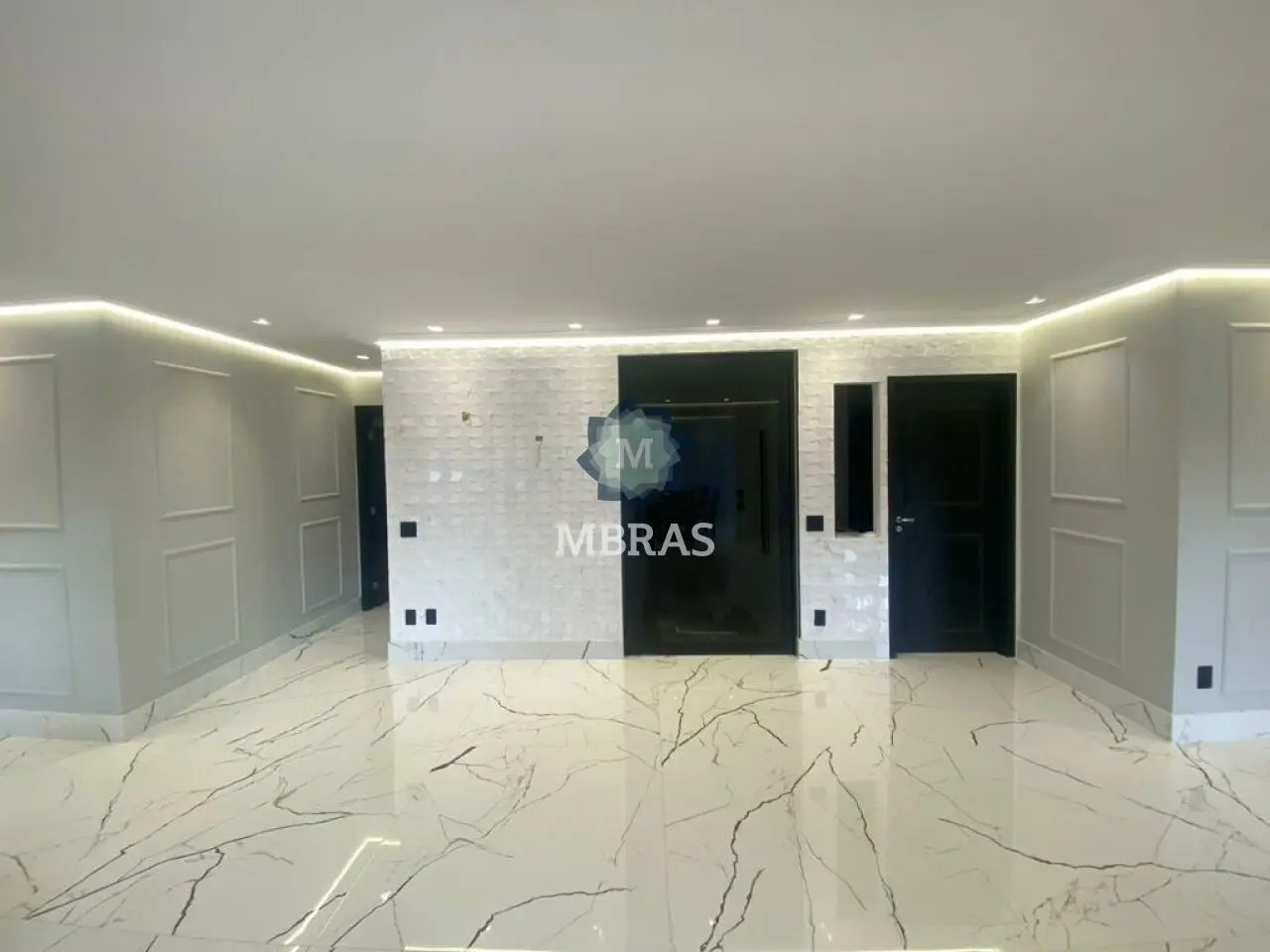 Apartamento reformado para venda ou locação em condomínio cobiçado em Moema Pássaros - foto 0