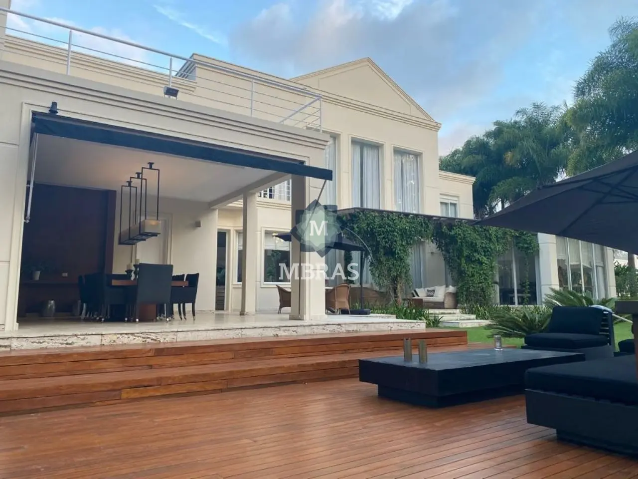 Ana Vieira Santos e Chris Hamoui assinam esta casa dos sonhos no Terras de São José, Itu/SP - foto 0