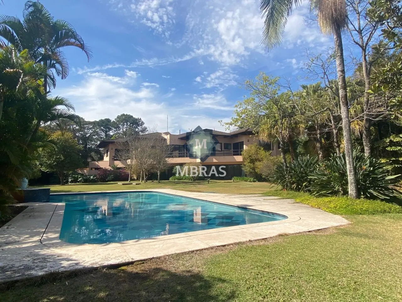 Casa ampla e bem localizada no Cidade Jardim - foto 0