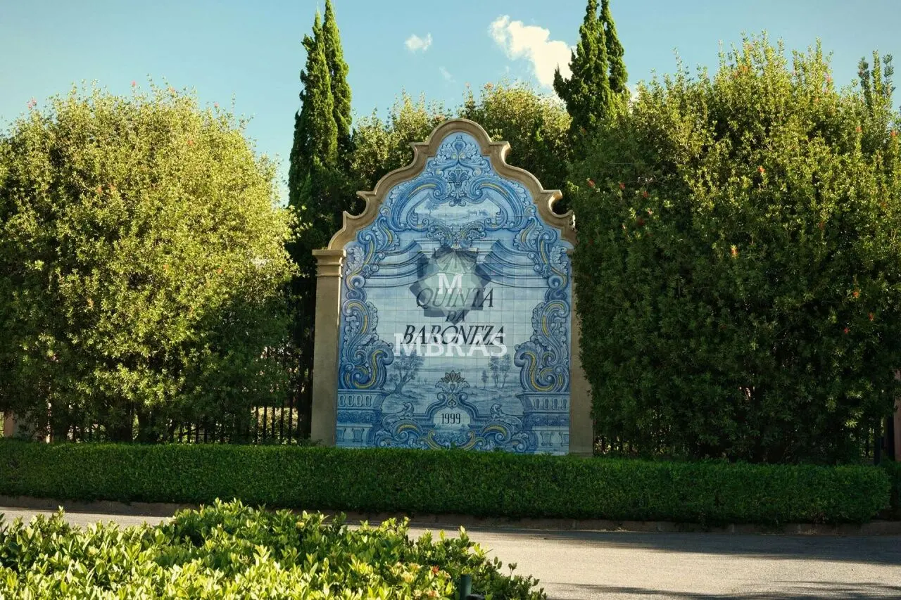 Terreno exclusivo no Condomínio Quinta da Baroneza - foto 0