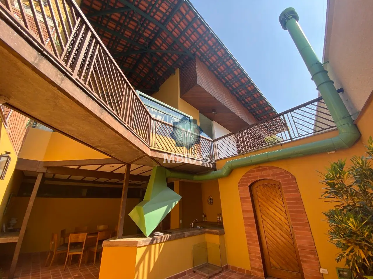 LINDA CASA - ALTO DA LAPA - 560M2 PRIVATIVOS - ÁREA TOTAL 857M2 COM JARDIM - 4 VAGAS - 3 SUÍTES - foto 0