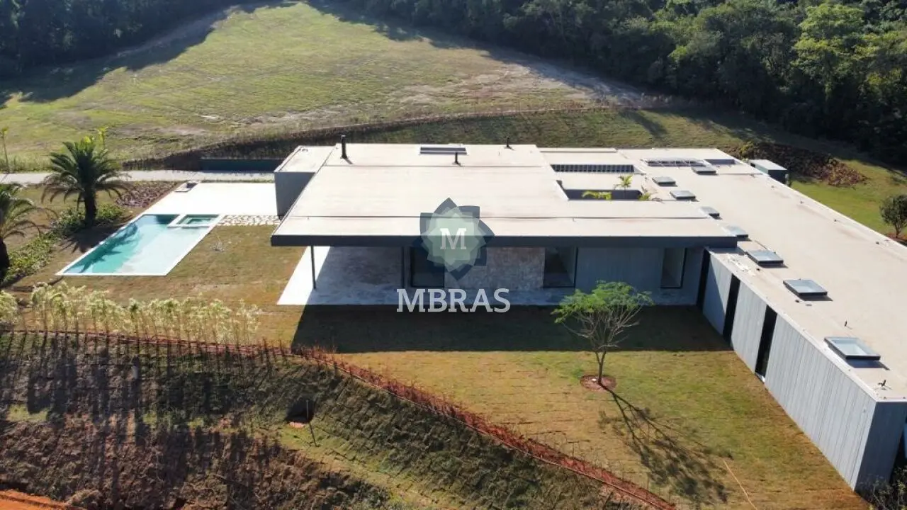 Residência cinematográfica com vista incrível no Fazenda Boa Vista - foto 0