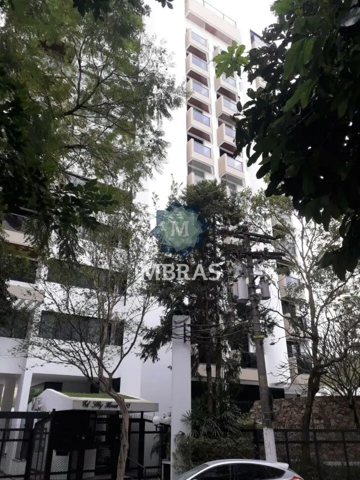 Apartamento amplo com vista livre em rua silenciosa. - foto 0