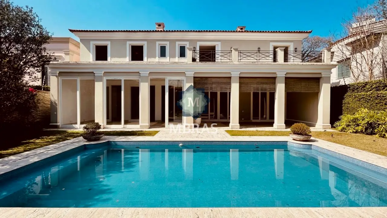 Maravilhosa residência no coração do Jardim Europa no melhor estio neoclássico. - foto 0