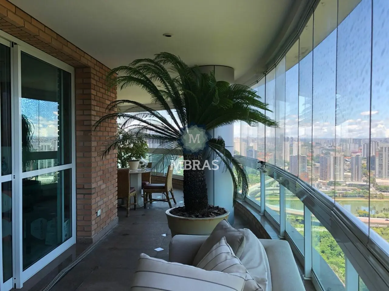 Belíssimo apartamento Panamby com vista 180° - foto 0