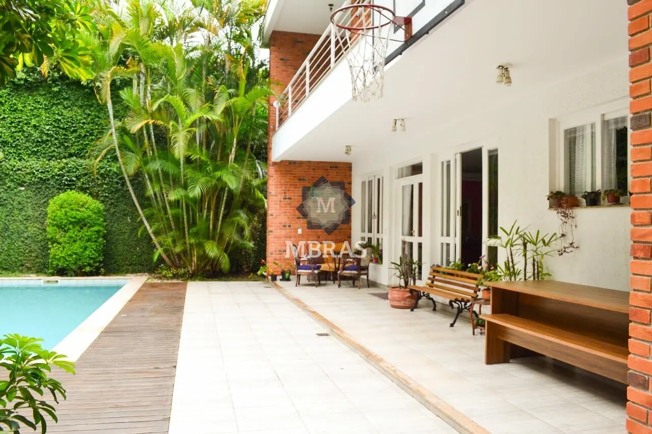 Casa no Jardim Guedala- 3 andares, 4 suítes, piscina e Sauna. - foto 0
