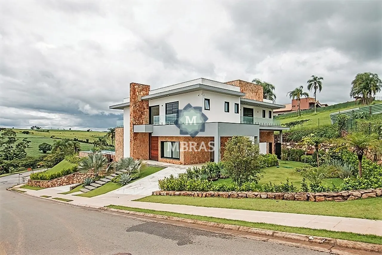 CASA DE ALTO PADRÃO | 7 SUÍTES | 4 VAGAS | 1200M² - foto 0