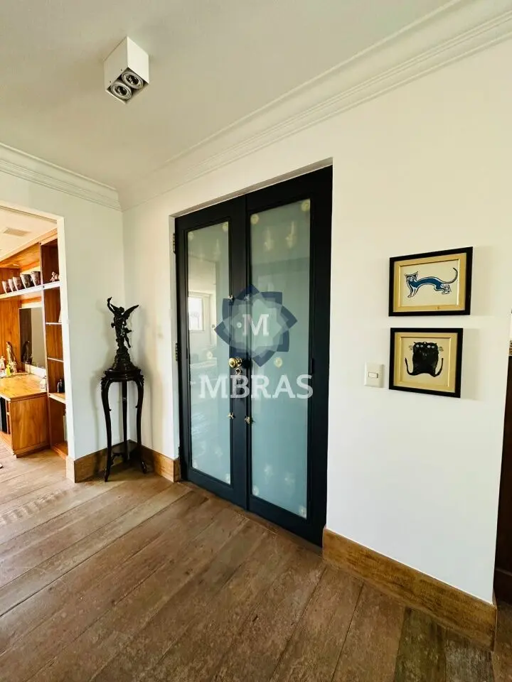 Ótimo apartamento reformado no Itaim | 265 m² - foto 0
