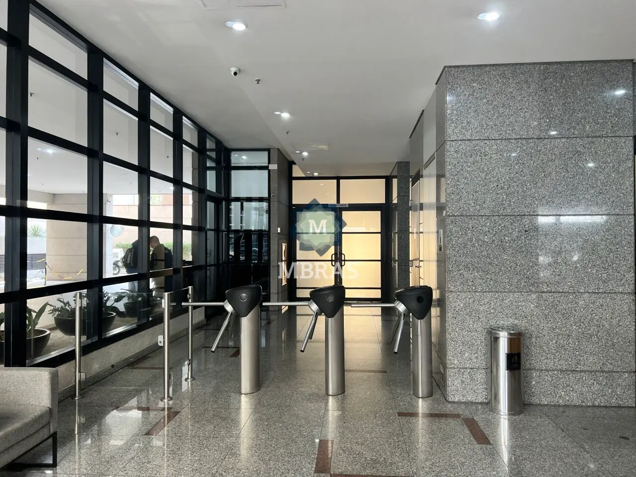 Laje comerciam no Itaim | 400M2 | 12 VAGAS - Excelente localização - foto 0