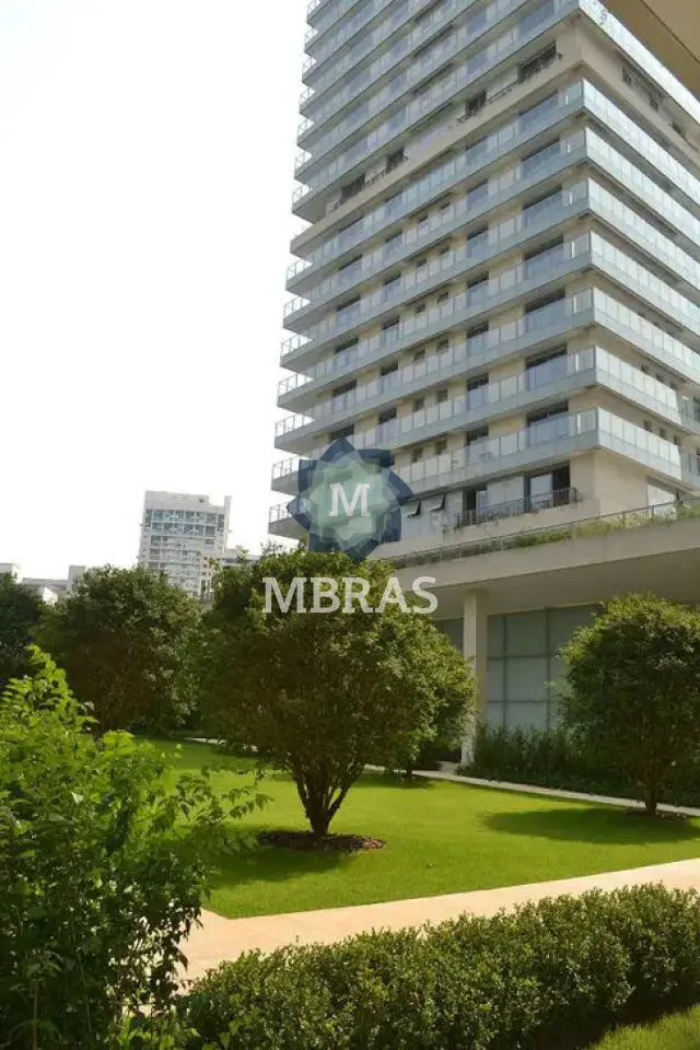 Luxuoso apartamento pela arquiteta Brunete Fraccaroli na Vila Nova Conceição - foto 0