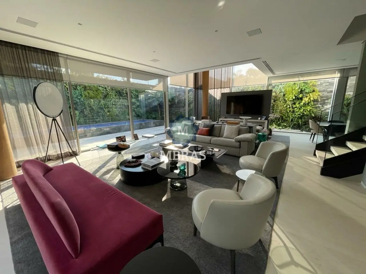 Casa belíssima em condomínio de Luxo - foto 0