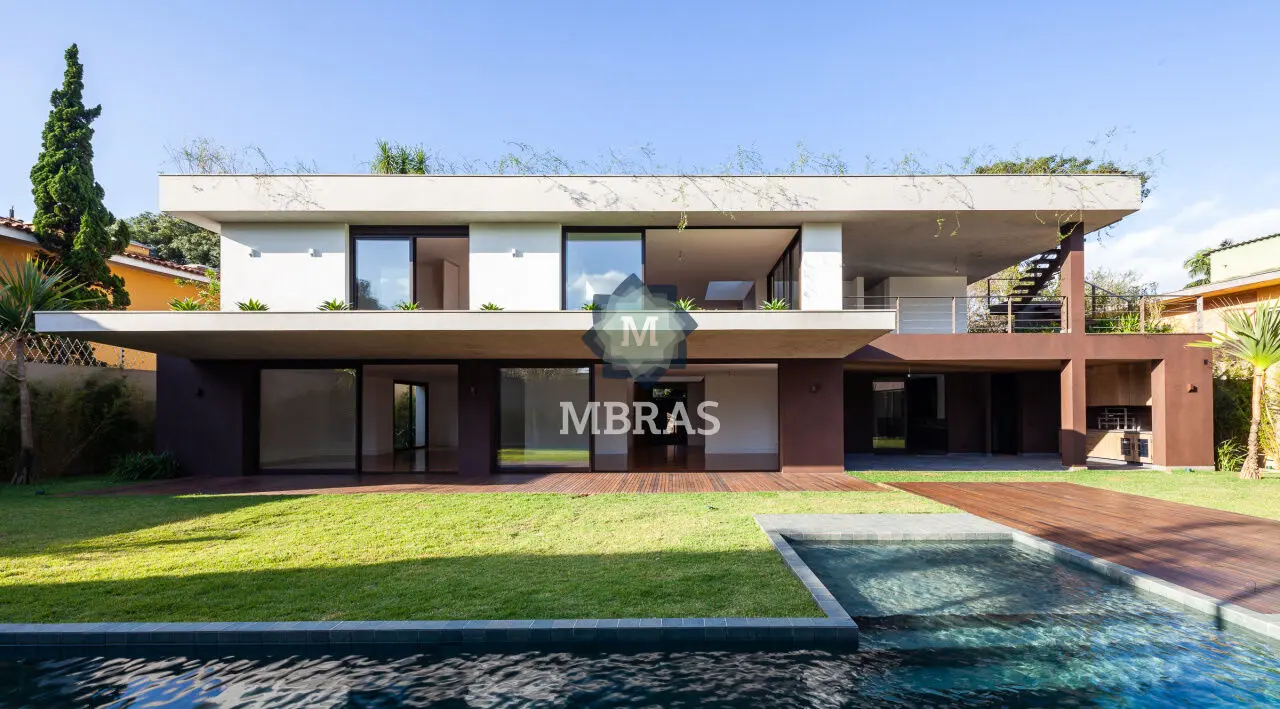Casa contemporânea cercada de verde no melhor de Alto de Pinheiros - foto 0