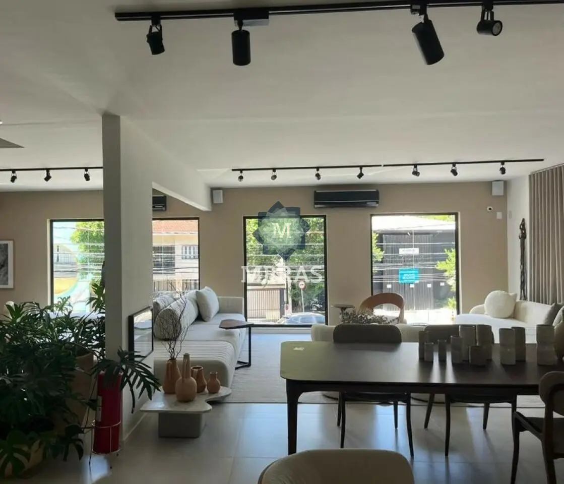 Casa comercial de esquina no Jardim América - foto 0