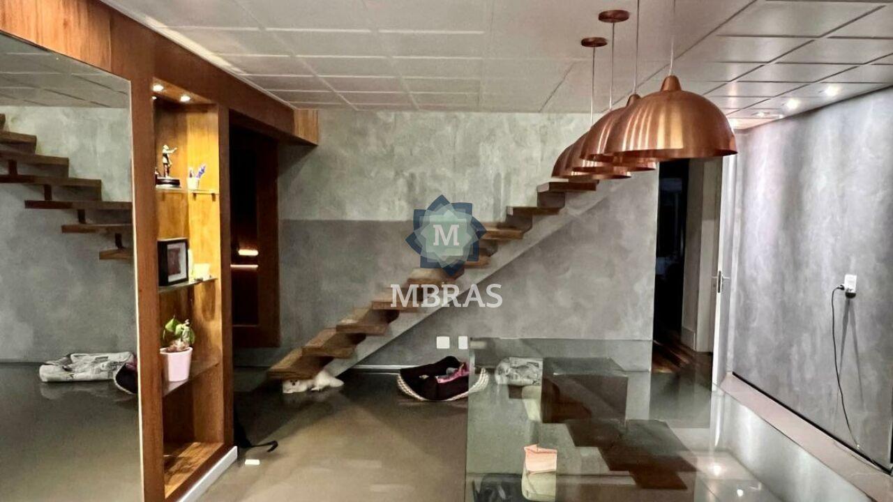 Lindo apartamento com pé direito duplo - foto 0