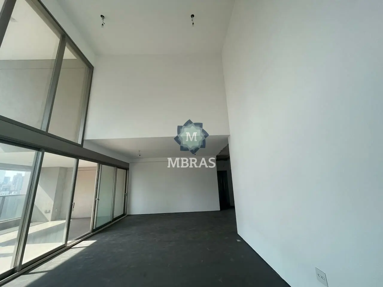 Apartamento espaçoso em Condomínio Clube - foto 0