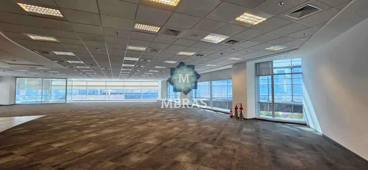 EXCELENTE LOCALIZAÇÃO COMERCIAL - foto 0