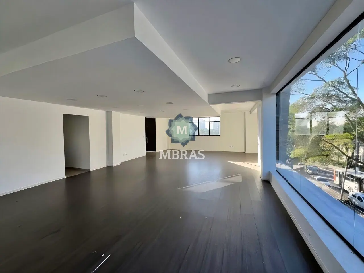 PRÉDIO COMERCIAL - MORUMBI - 1462m² - 5 ANDARES - 2 SUBSOLOS - foto 0