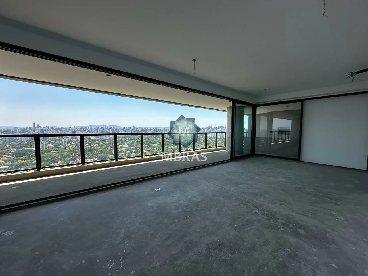FASANO ITAIM , 285 m2 , 3 suítes, andar alto - foto 0