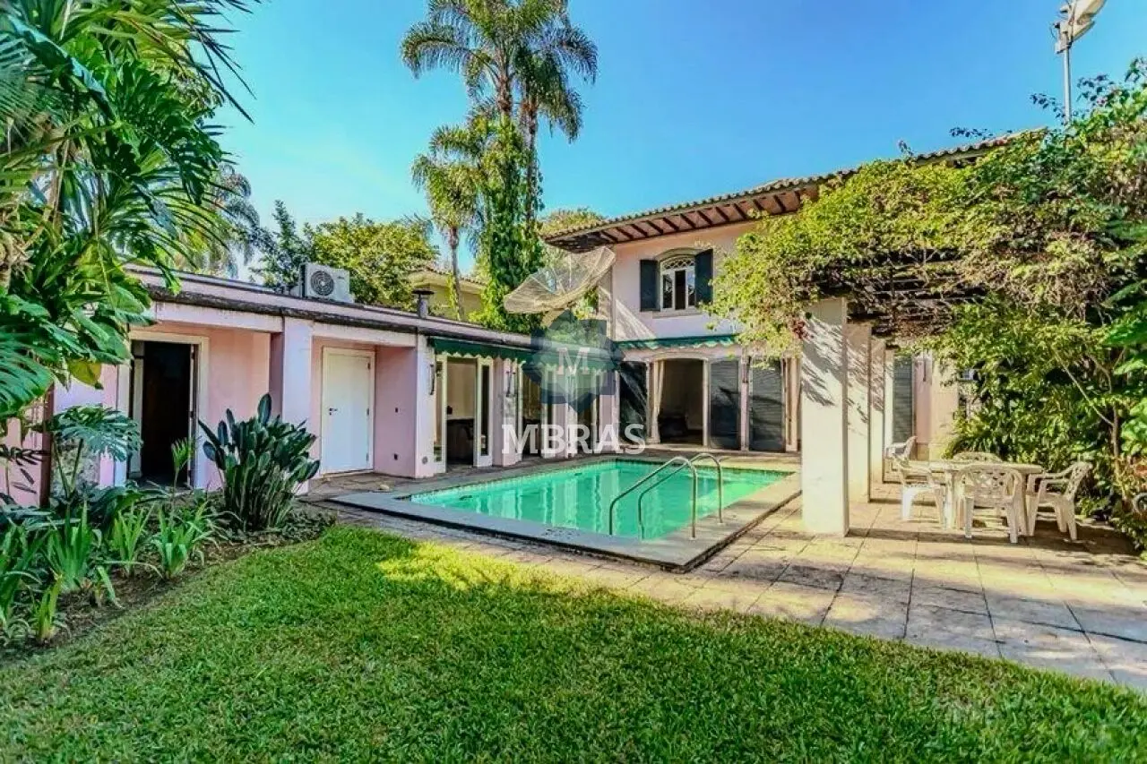 Casa Colonial em Alto de Pinheiros - 568 m2 - 4 Quartos - 8 Vagas - foto 0