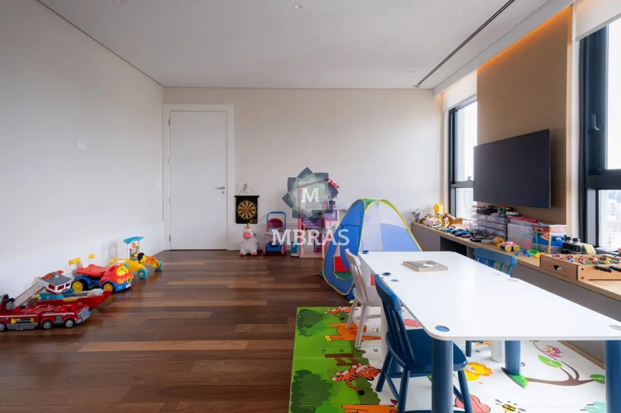 Cobertura dos Sonhos na Vila Olímpia: Luxo, Conforto e Vista Deslumbrante! - foto 0