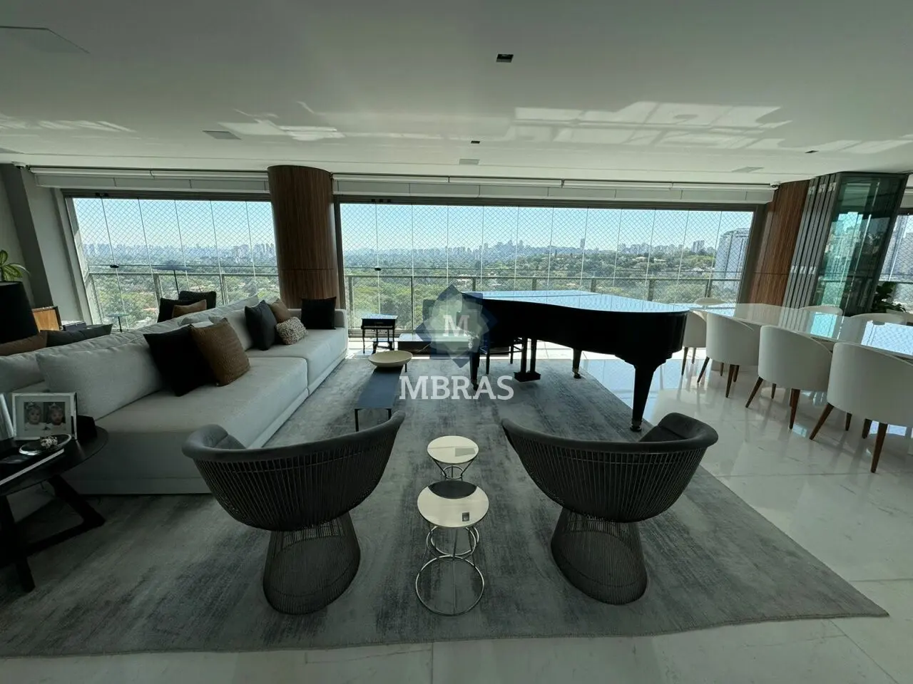 Luxuoso Apartamento com Vista Definitiva para o Verde no Alto de Pinheiros - foto 0