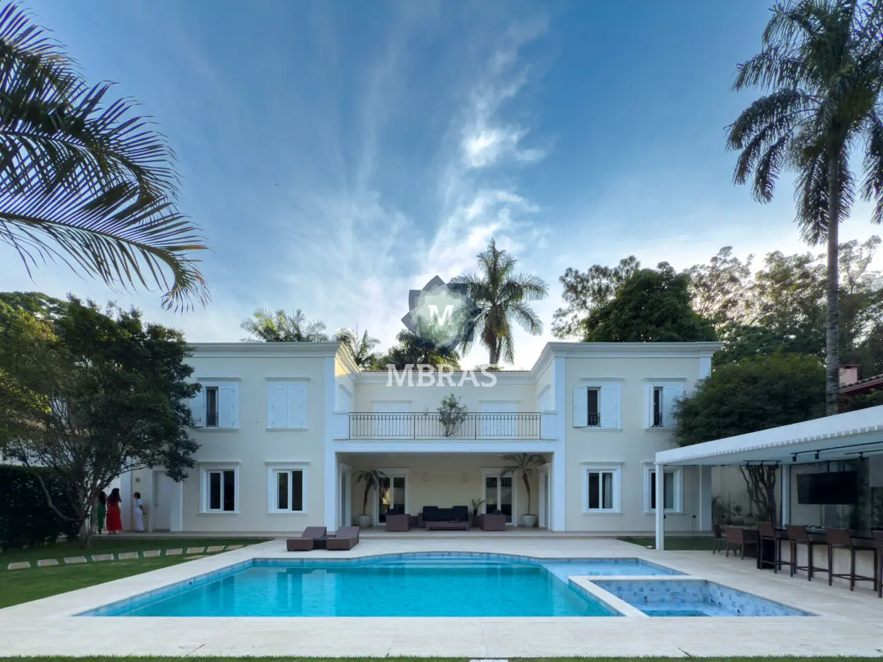 Casa Cinematográfica com linda área externa - foto 1