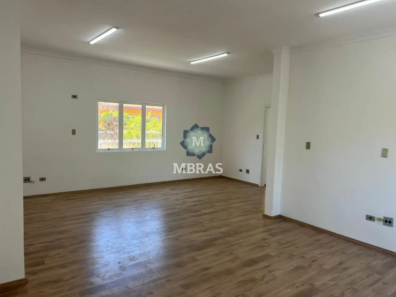 Casa comercial na melhor localização do Jardim América - foto 0