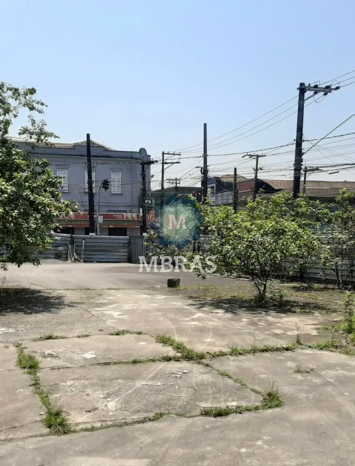 Terreno plano, com uso tanto comercial quanto residencial, disponível para venda - foto 0