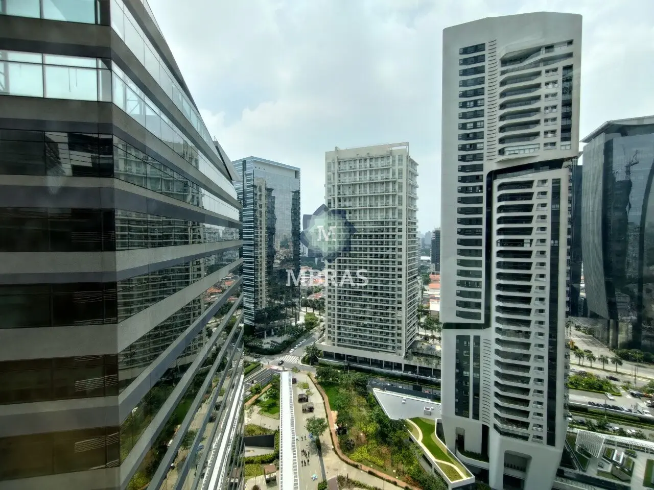 Conjuntos a partir de 563m² no maior complexo multiuso de São Paulo - foto 0