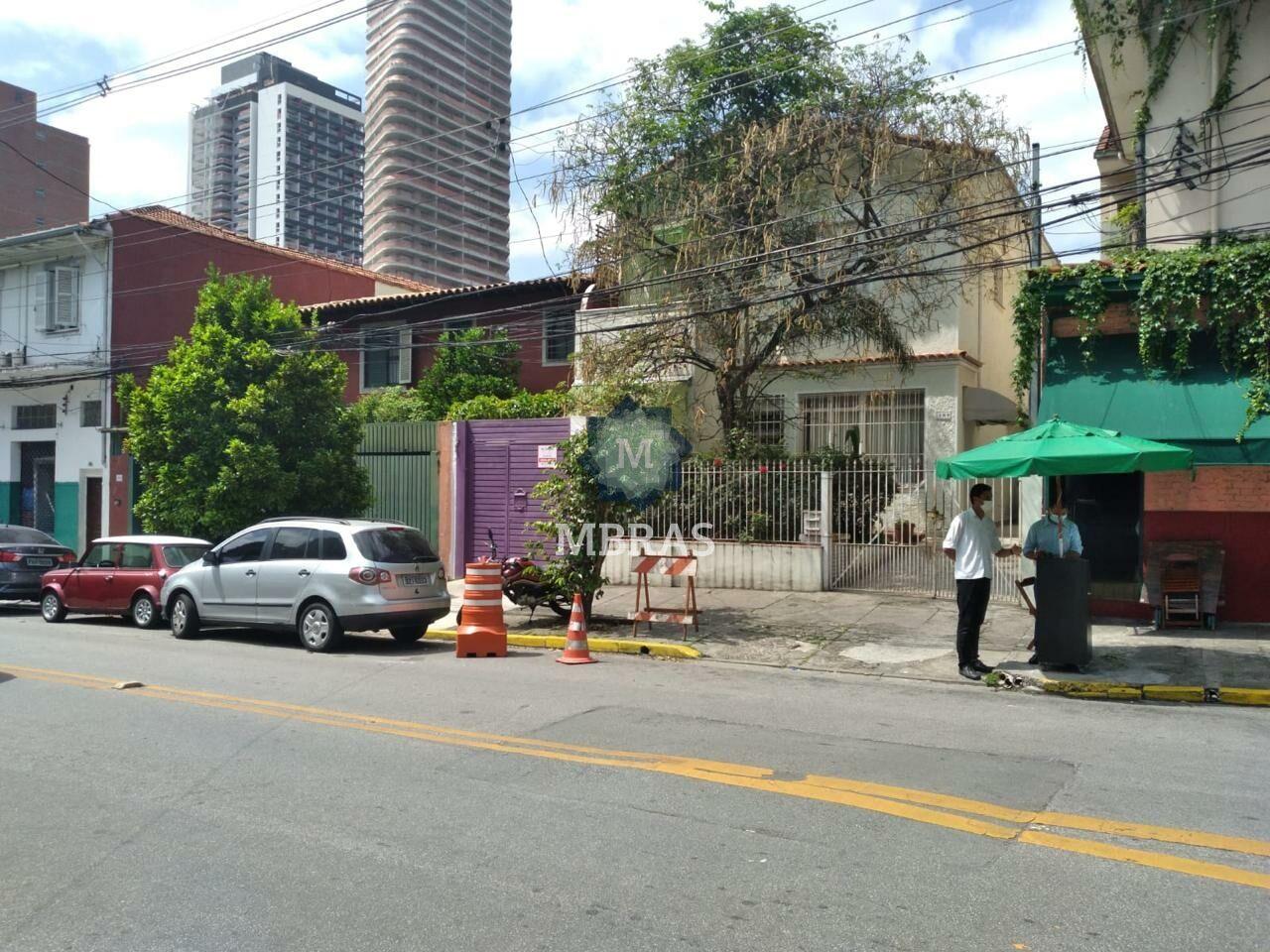 CASA DE VILA CHARMOSÍSSIMA AO LADO DO TABERNA 474 NA ICÔNICA MARIA CAROLINA - foto 0