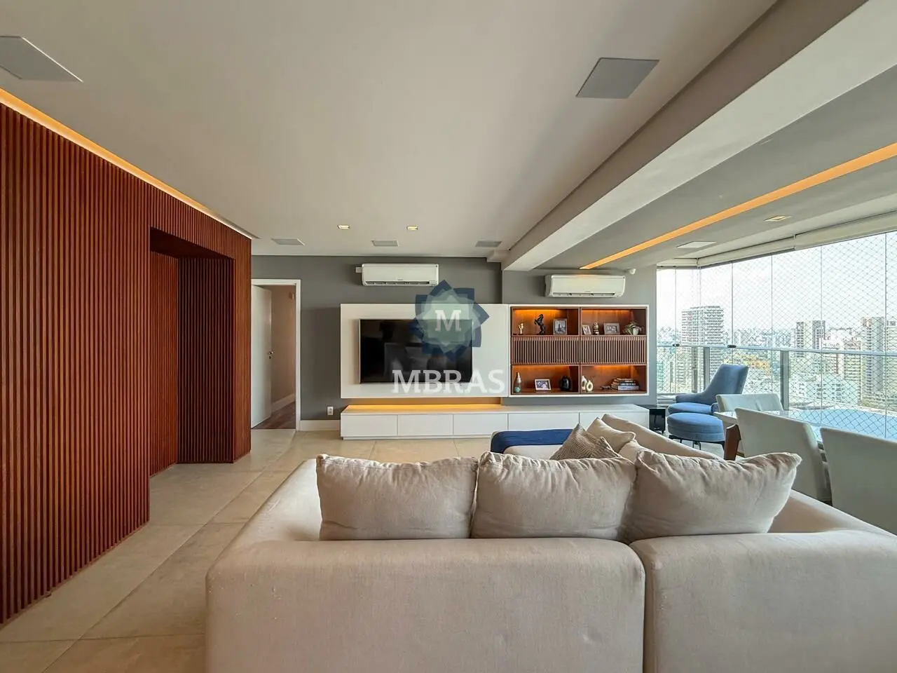 Apartamento andar alto à venda no Brooklin 2 suítes, 128 m², mobiliado e decorado! - foto 0