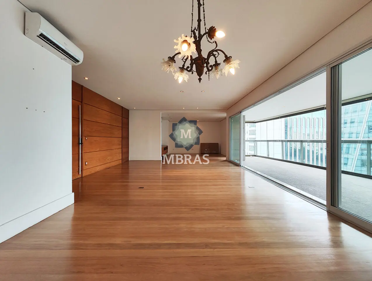 Apartamento à venda no Itaim nobre - foto 0