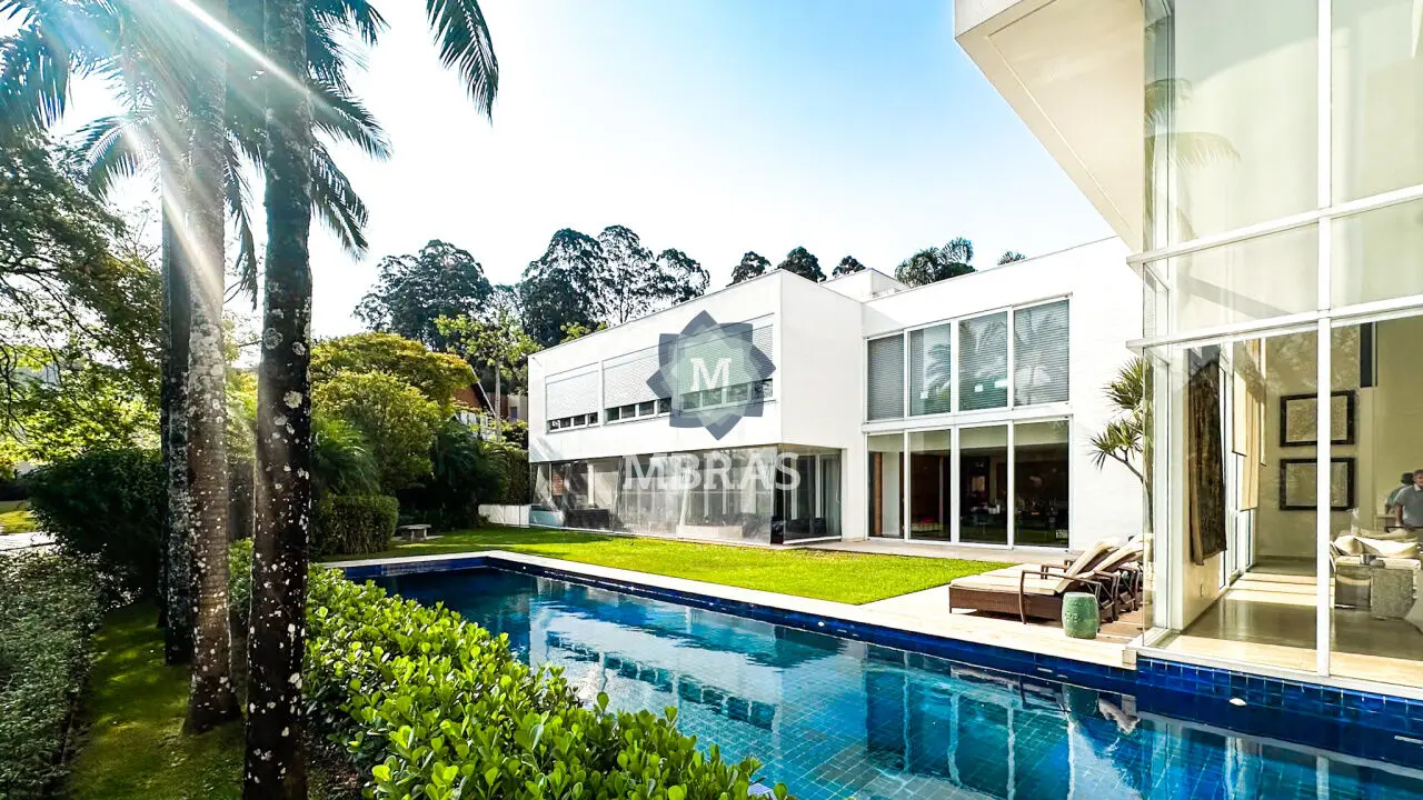 Residência Contemporânea em Condomínio Exclusivo - foto 0