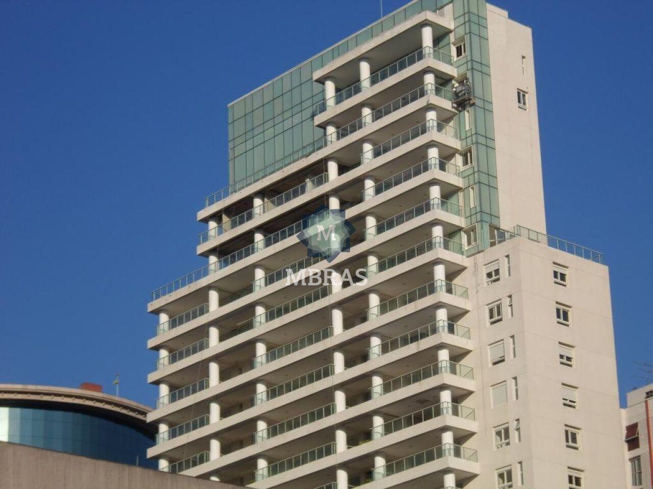 Apartamento charmoso em andar alto no Itaim - foto 0