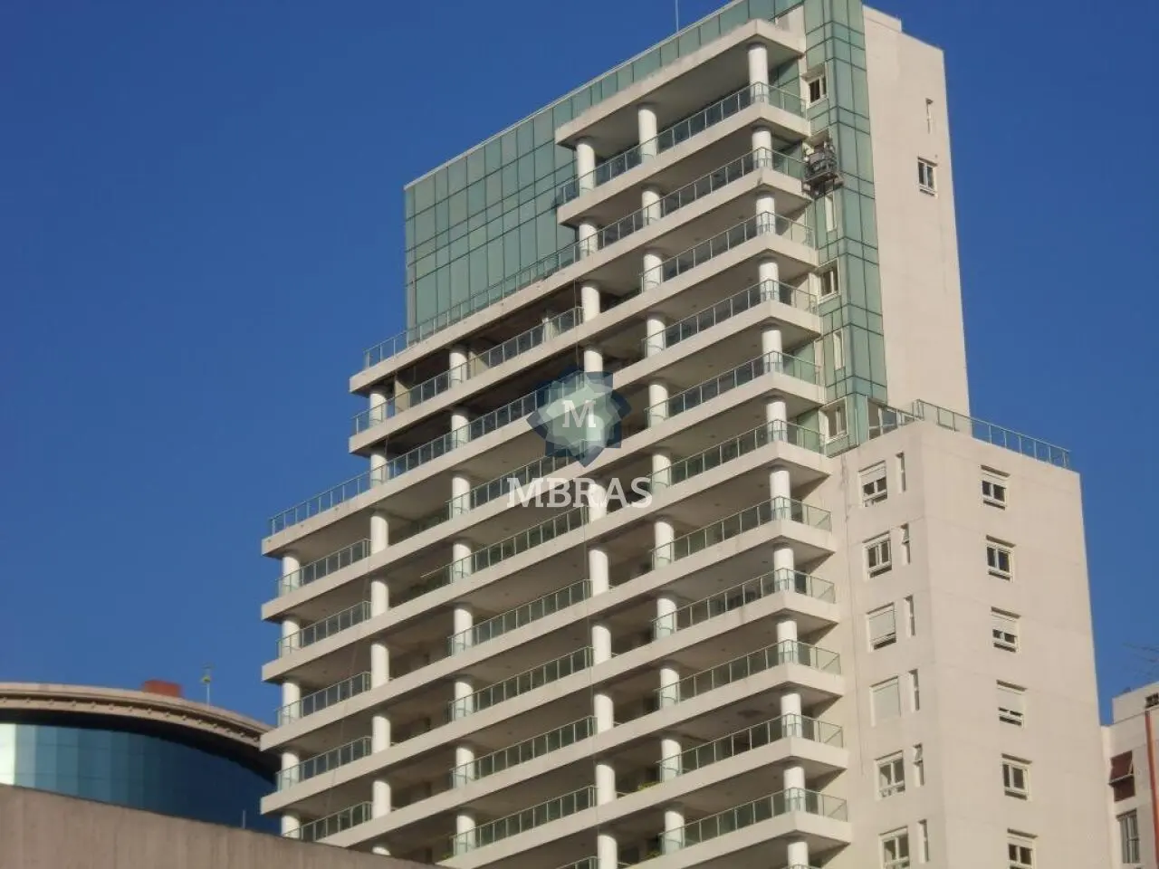Apartamento charmoso em andar alto no Itaim - foto 0