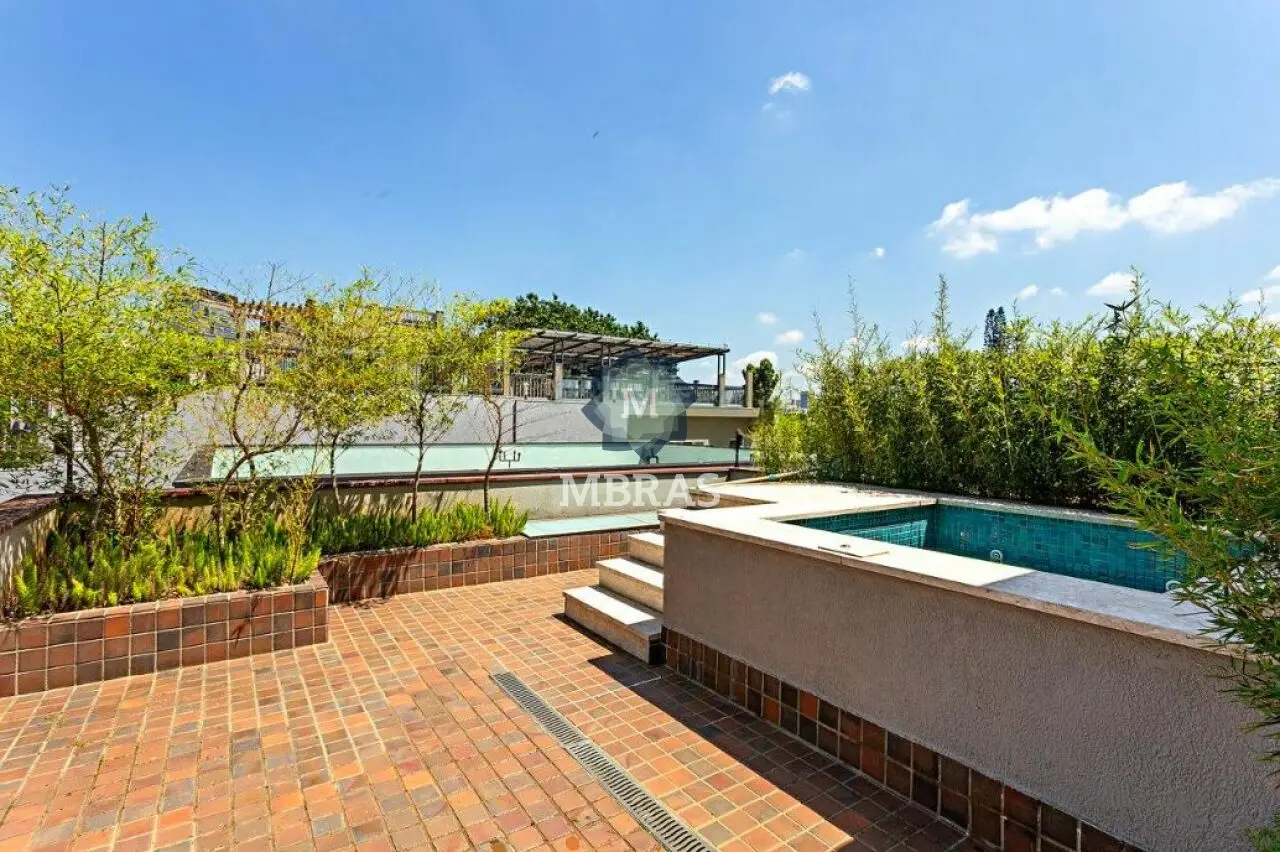 Vila Nova Conceição | 500m² | 3 suítes | 4 vagas | Roof Top - foto 1