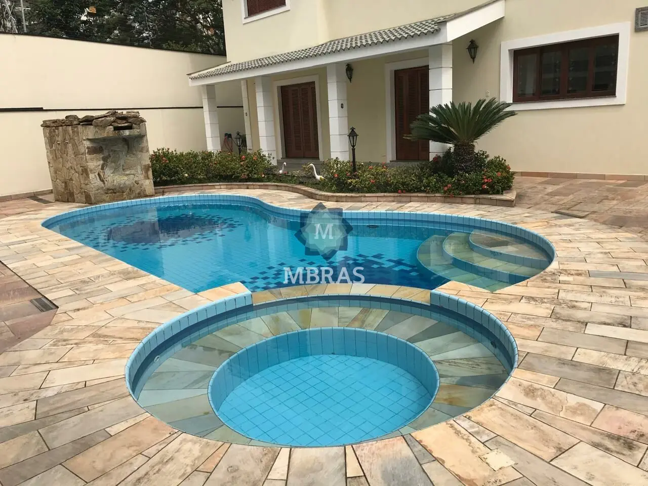 Excelente casa em localização privilegiada, próxima à Fundação Oscar Americano - foto 0