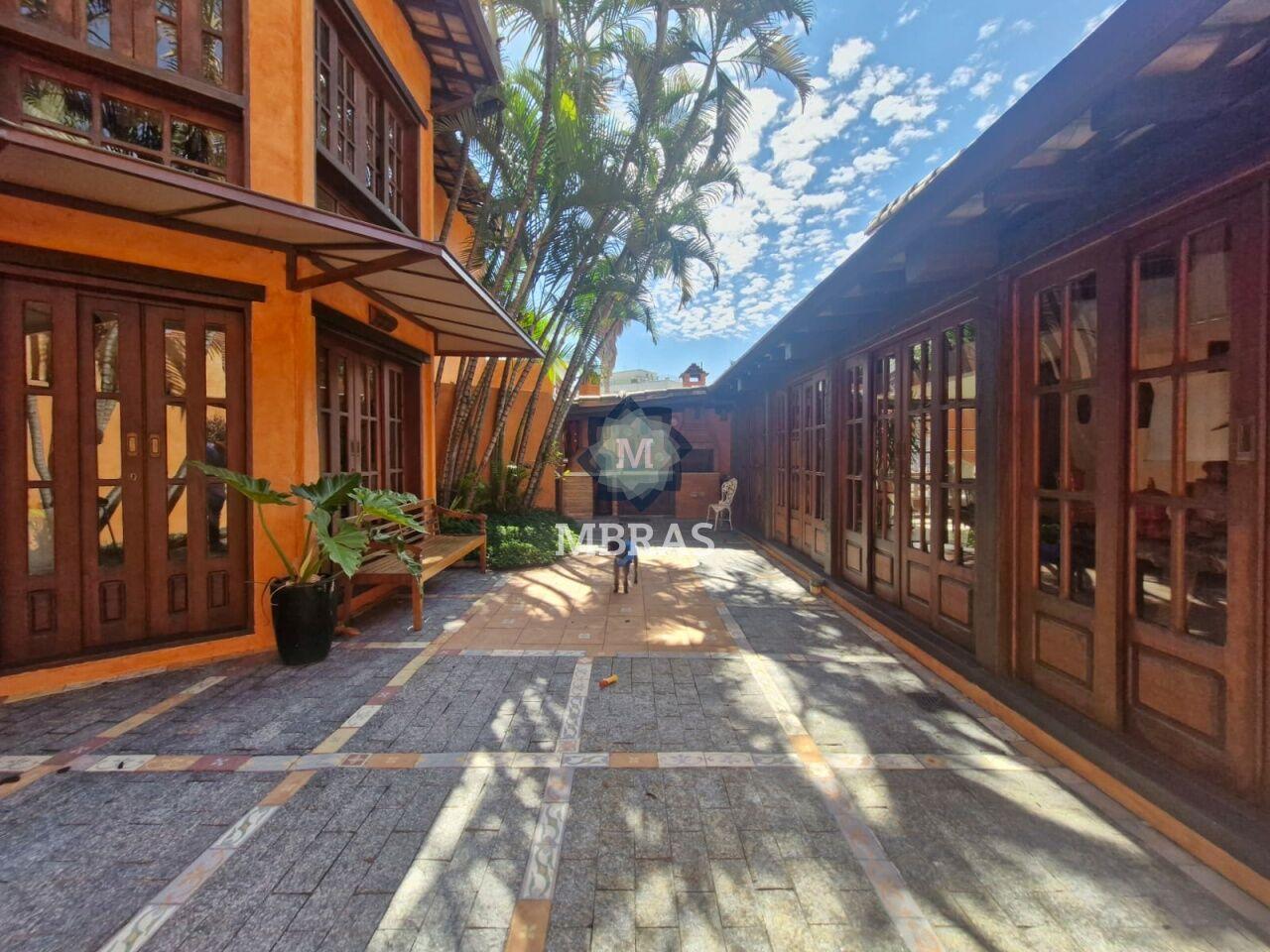 Excelente casa em região nobre da zona oeste - foto 0