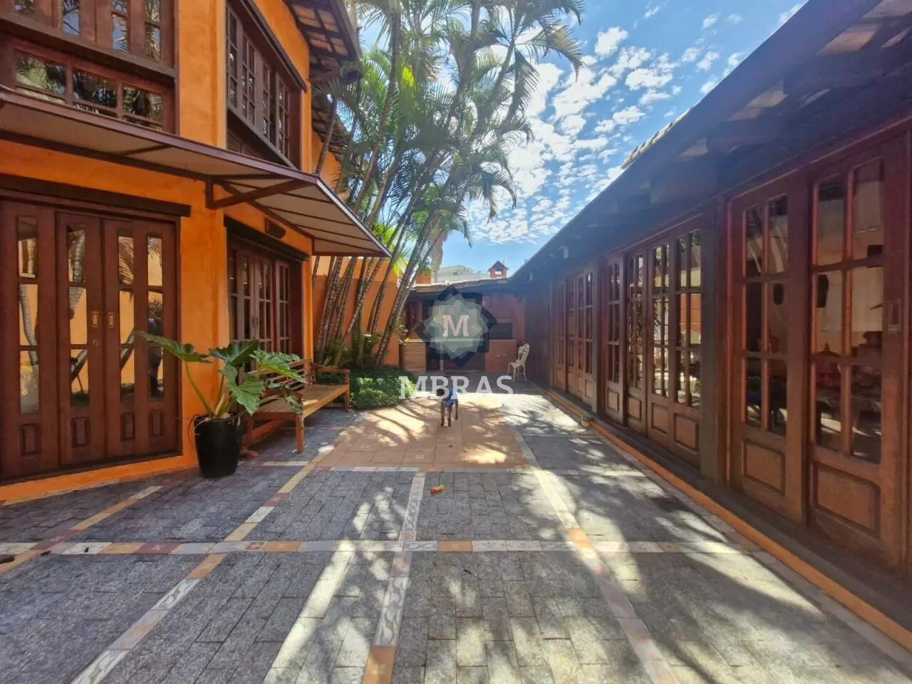 Excelente casa em região nobre da zona oeste - foto 0
