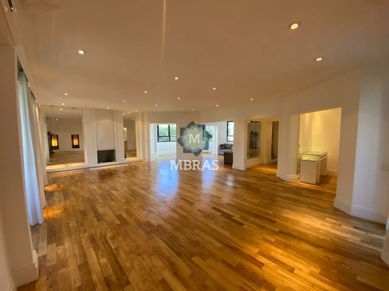 Belíssimo duplex na Vila Nova Conceição - foto 0