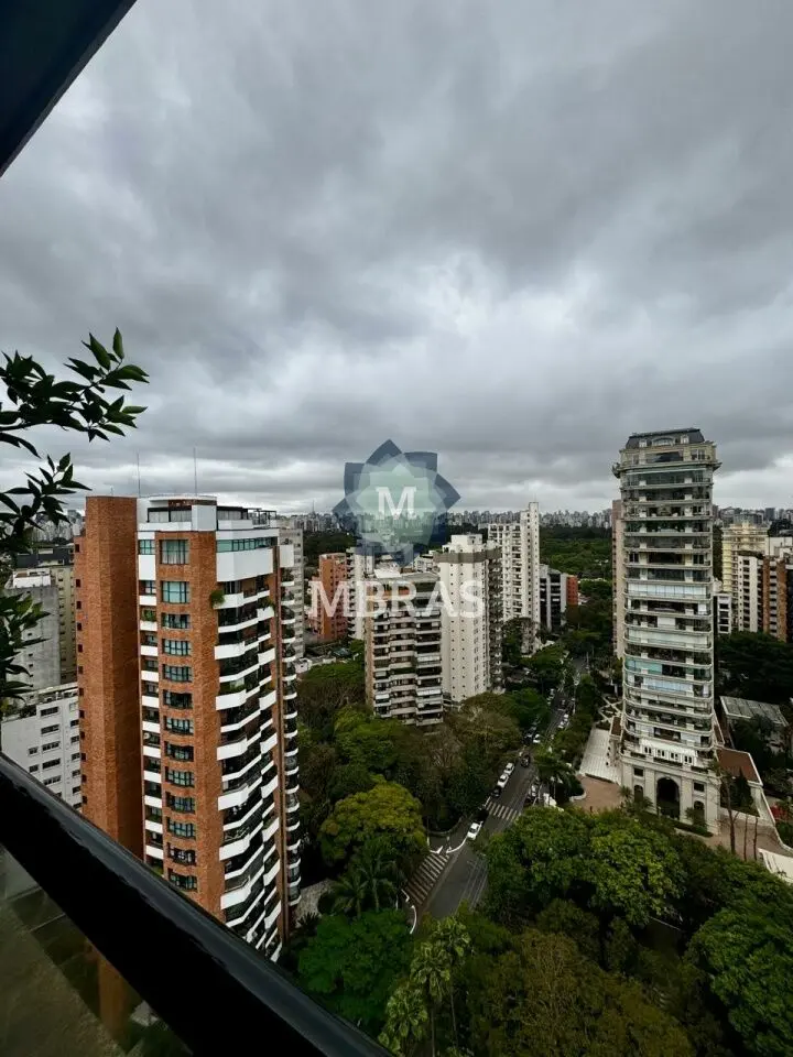 Exclusividade e Vista Privilegiada na Praça Pereira Coutinho - foto 0