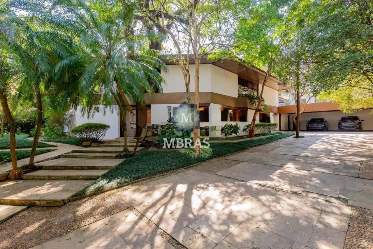 Oportunidade Única! Terreno de 1.800m² à Venda no Jardim América - foto 0