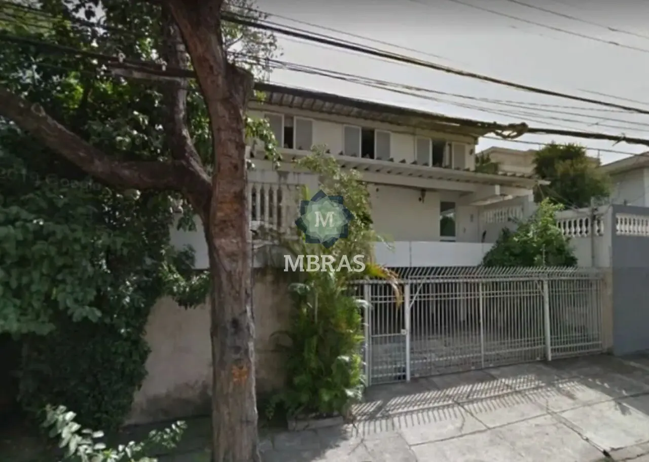 Casa com 4 dormitórios no Jardim - foto 0