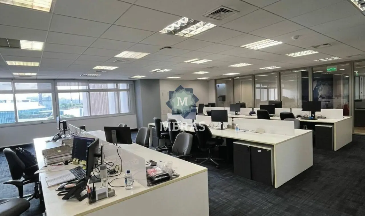 Conjunto comercial em edifício cobiçado no Itaim Bibi - foto 0