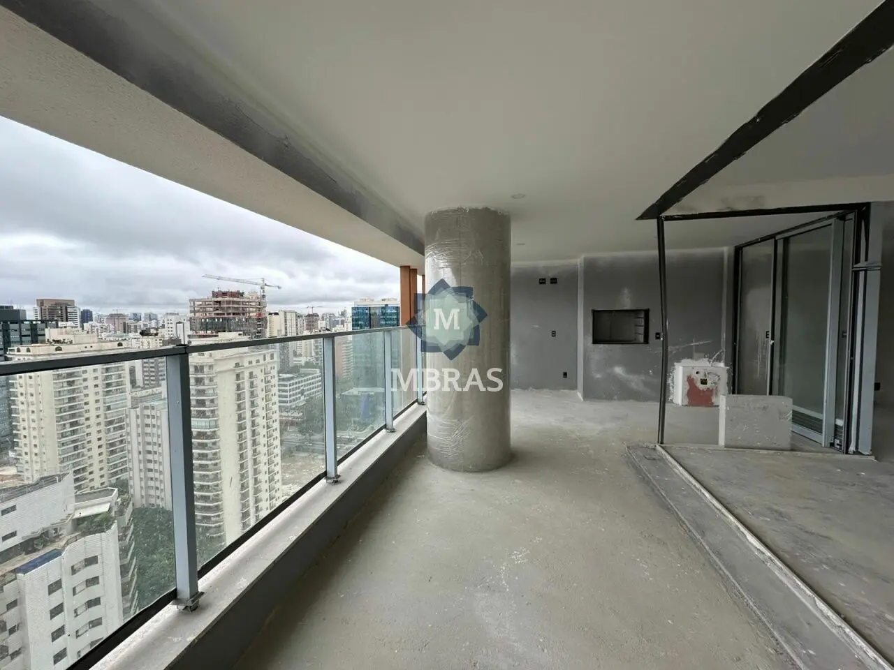 Oportunidade no Campo Belo - 211 m², 3 Suítes, 3 Vagas, Projeto Incluso - foto 0