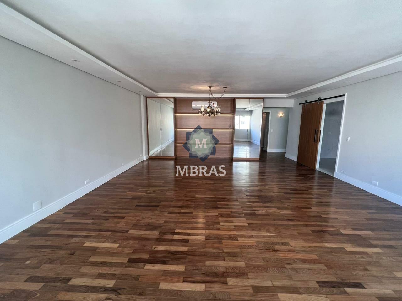 Apartamento Amplo e Sofisticado em Rua Cobiçada do Itaim Bibi - foto 0