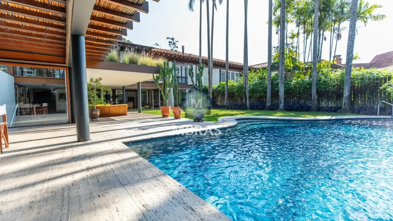 Casa com projeto de Cláudio Bernardes no Cidade Jardim - foto 0